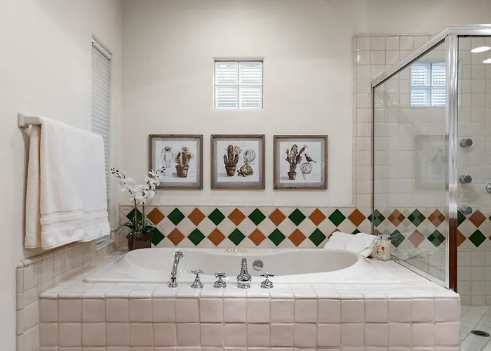 Holiday home Boulders Serenity Southwest Charm Views Hot Tub